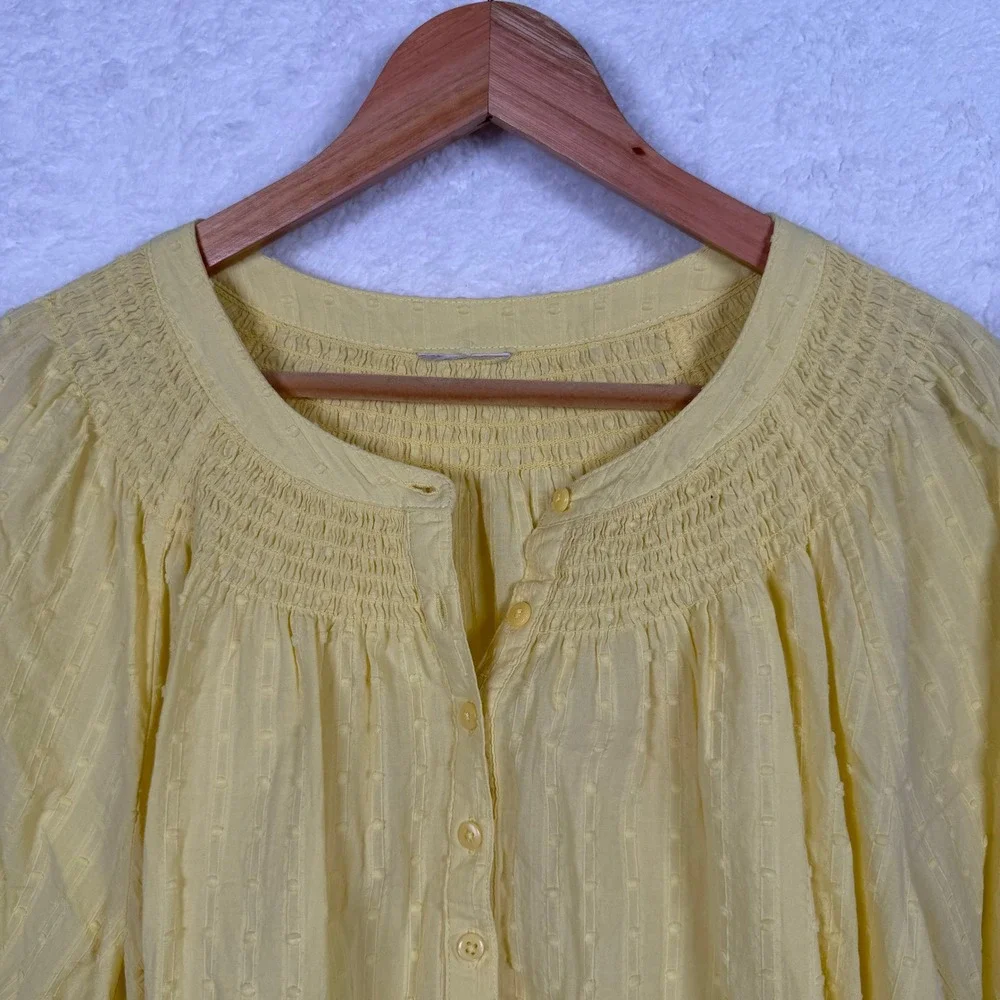 Swiss Dot‎ Smocked Blouse Womens XXL Yellow Short Sleeve Henley Top